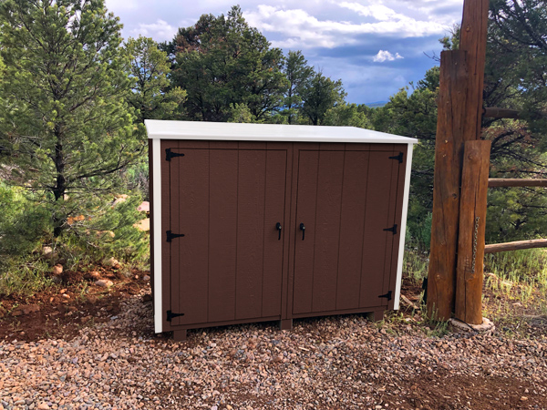 Bearicuda Aspen outdoor Storage Bin Enclosure Charcoal